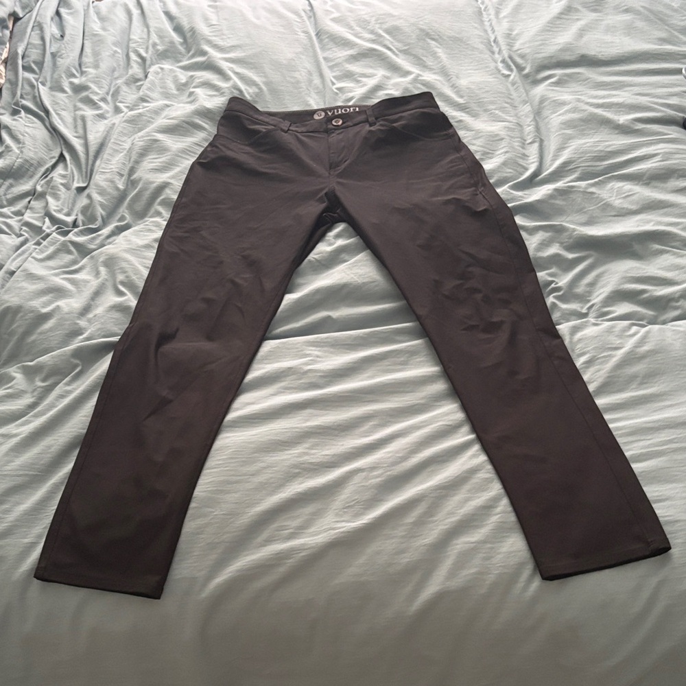 Vuori Men's Slim Black Chinos - W30 L30